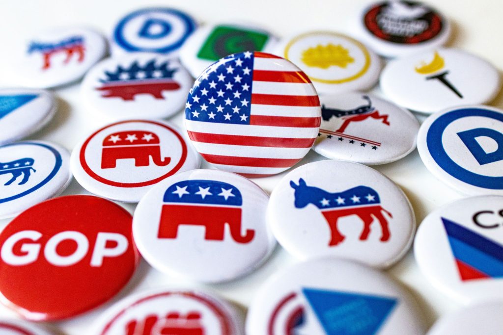 Buttons with U.S. political icons.